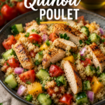 Salade de quinoa au poulet avec des légumes colorés