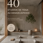 Un studio de yoga au design japandi avec des éléments naturels et apaisants.