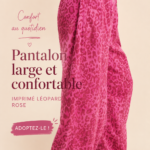 Pantalon large en léopard rose sur un fond neutre, parfait pour un look boho.