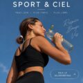 Femme faisant du jogging en extérieur, illustrant l'intégration du sport au quotidien.